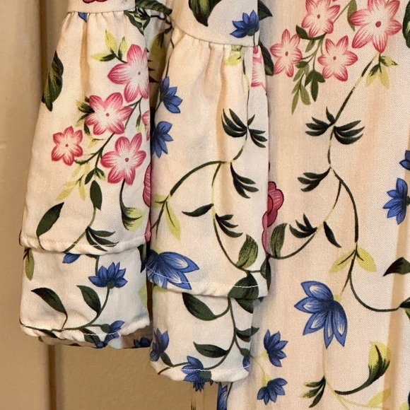 Gently Used Christy Dawn Rowe Dress, Cream Floral, Size Small - Picture 10 of 16